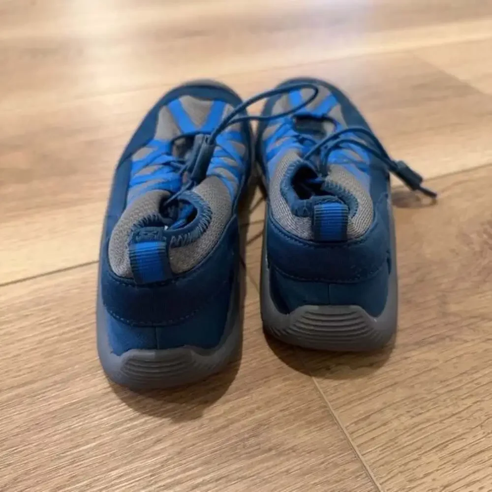 Merrell kids hydro